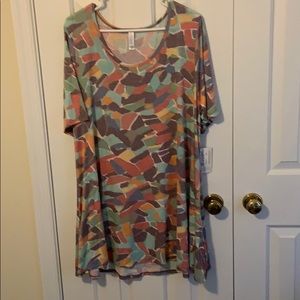 LuLaRoe Perfect T 2XL NWT